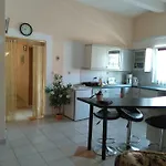 شقة Korade *