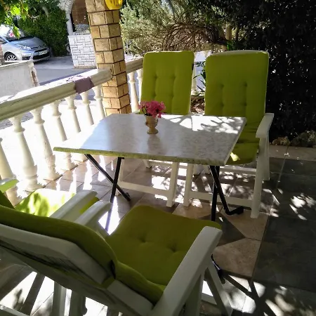 Korade Apartman Vir