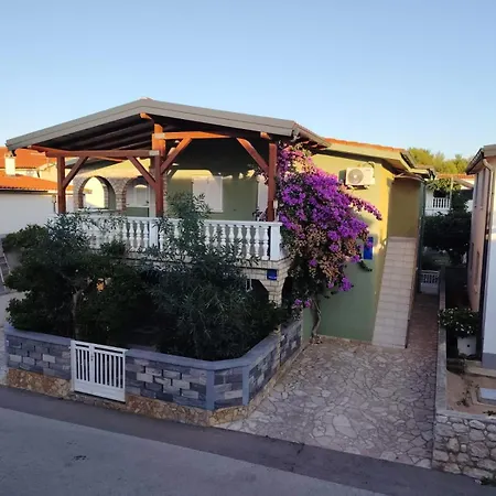 Apartment Korade Vir