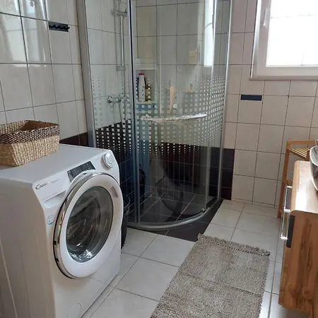 Korade Apartment Vir