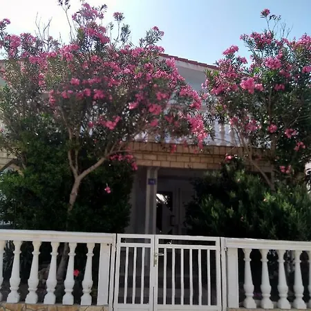 Apartman Korade Vir